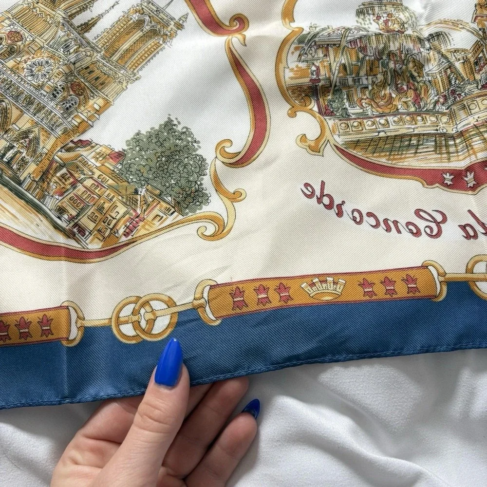 Vintage LAHMY Paris Souvenir Scarf Made In Italy Eiffel‎ Tower Landmarks 30x31